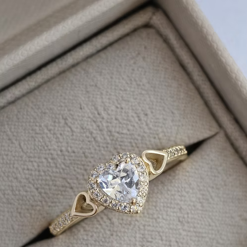9CT Gold Heart Cluster