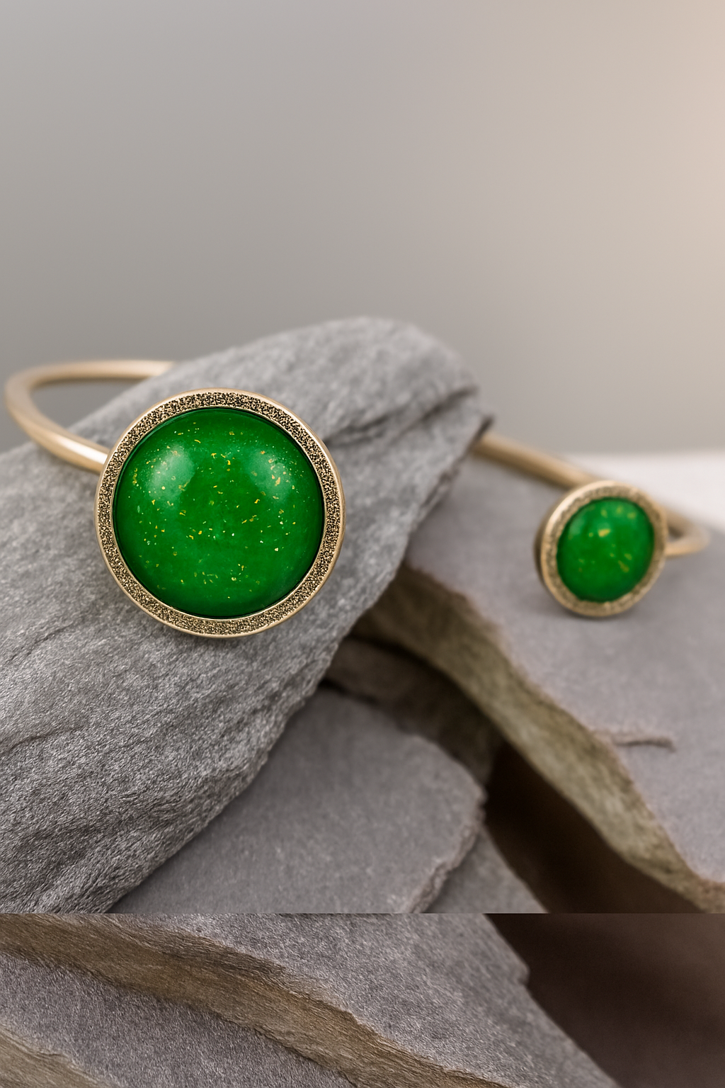 Solid Silver Circle Bangle