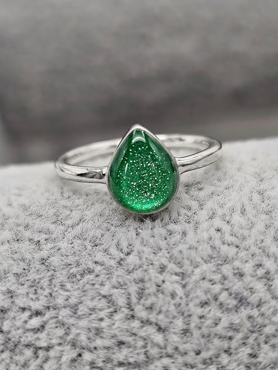 925  Silver Teardrop Ring